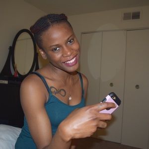 Meet your Posher, Simi